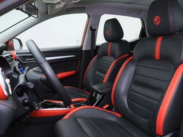 Car image 8