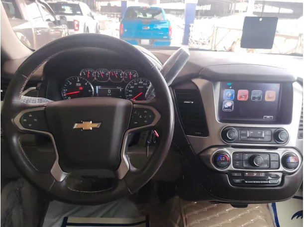 Car image 20