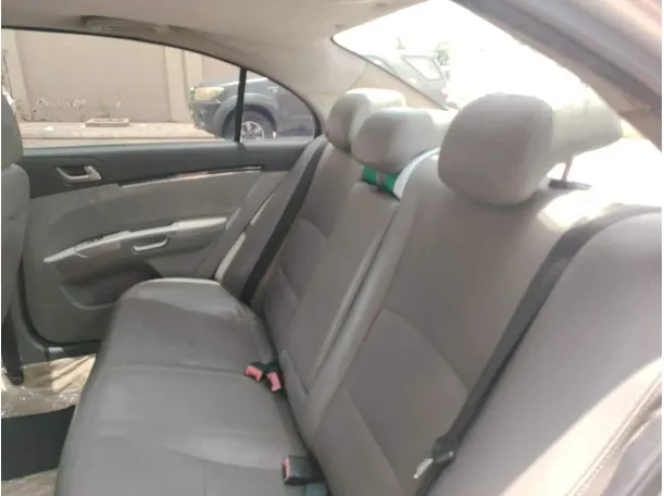 Car image 20