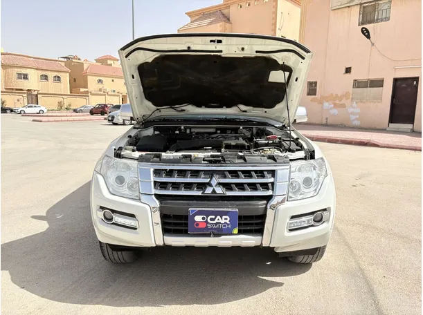 Car image 28