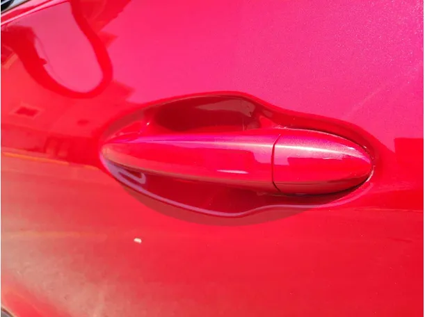 Car image 32
