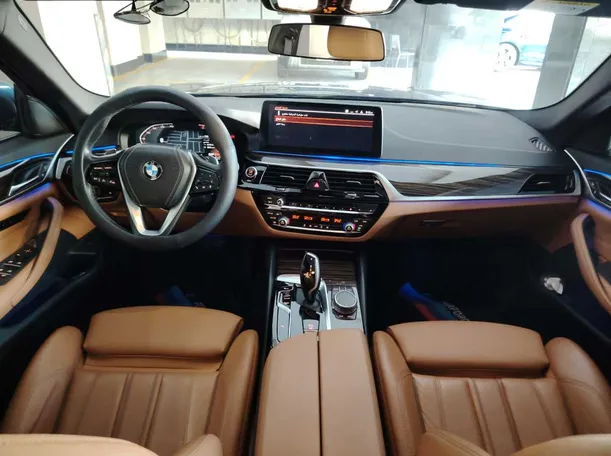 Car image 22