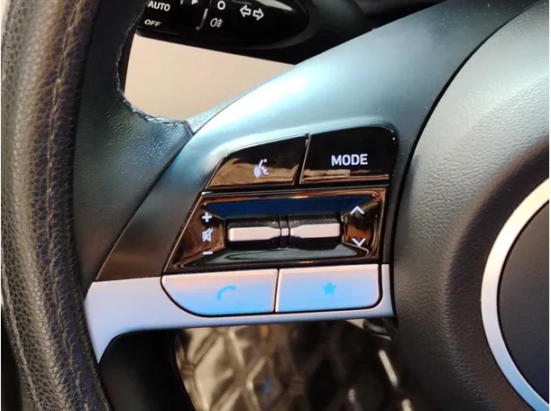 Car image 31