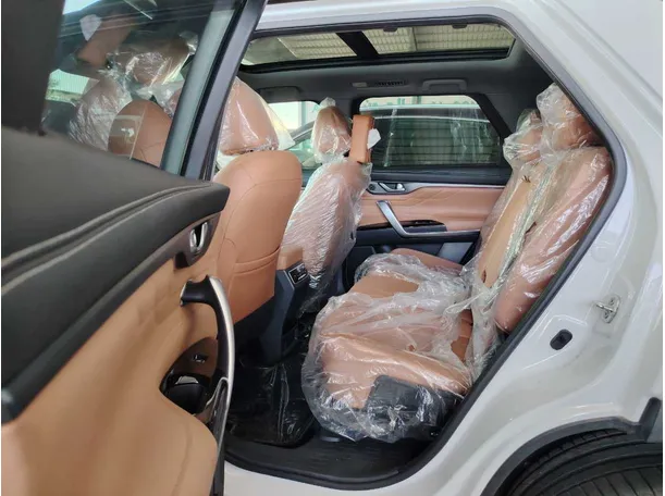 Car image 22