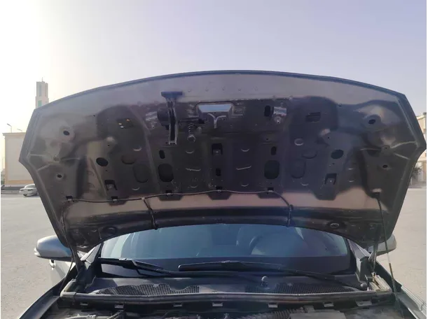 Car image 34