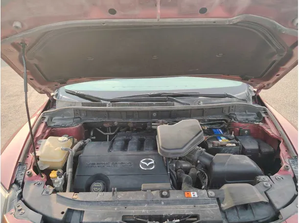 Car image 30
