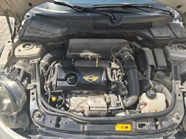 Car image 22