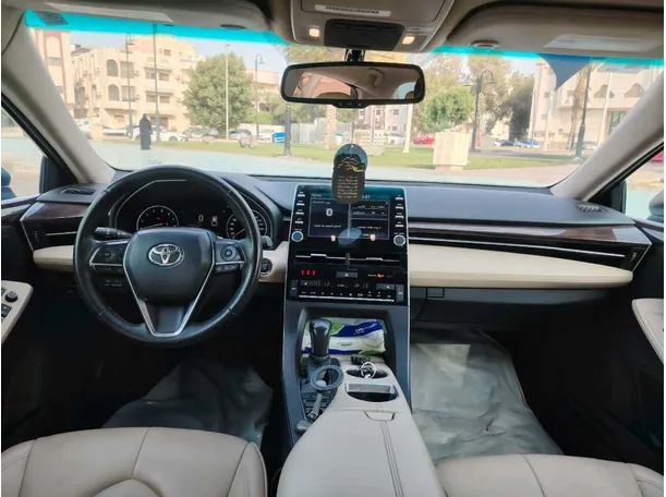 Car image 21