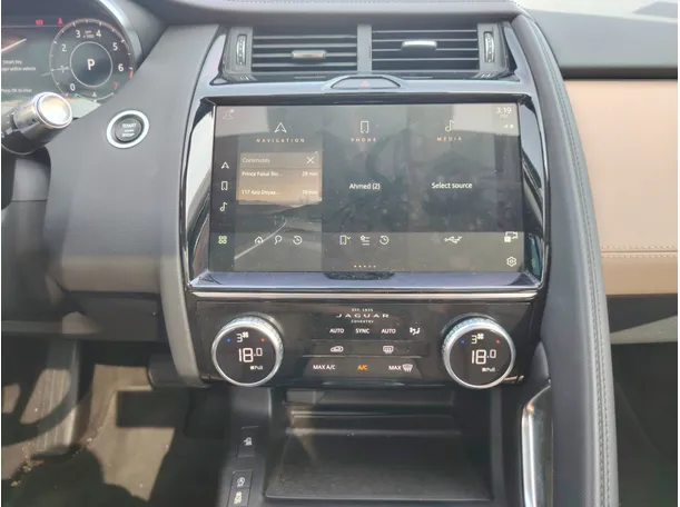 Car image 32
