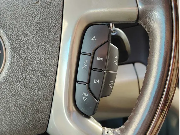 Car image 37