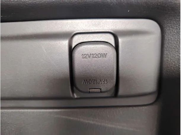 Car image 33