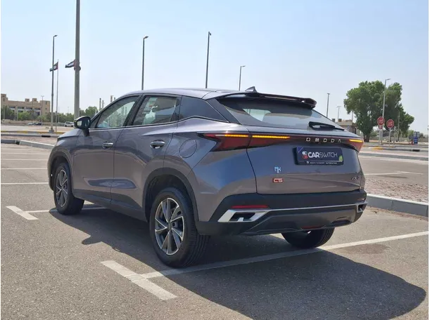 Car image 7