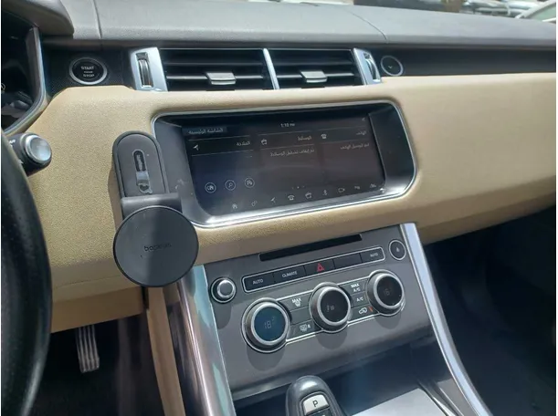 Car image 19