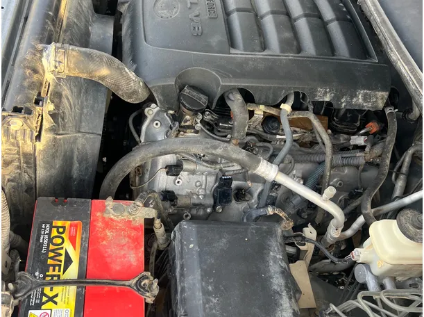 Car image 10
