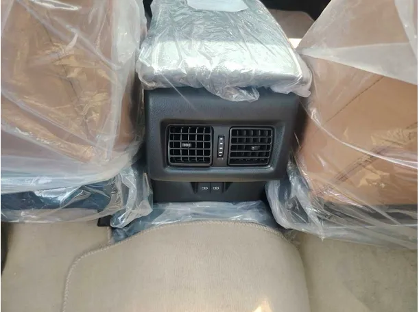 Car image 38
