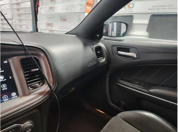 Car image 35