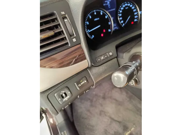Car image 41