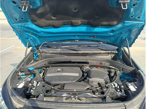 Car image 26