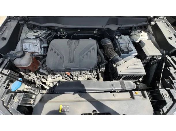 Car image 27