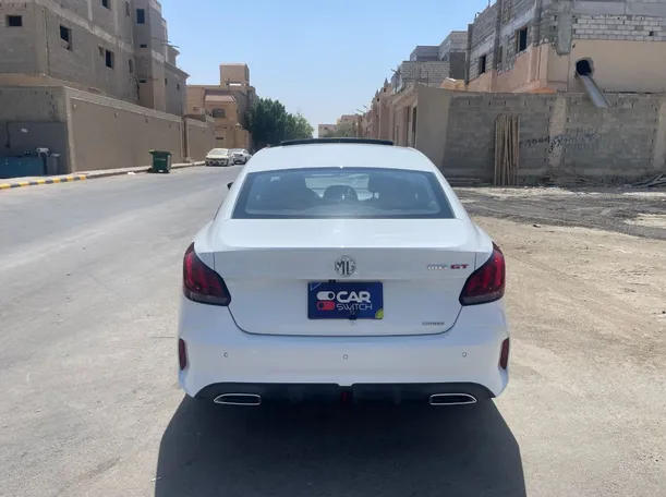 Car image 6
