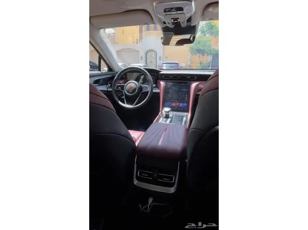 Car image 35