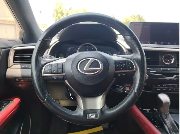 Car image 24
