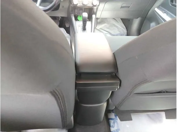Car image 31