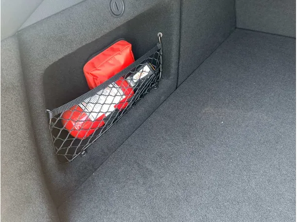 Car image 36