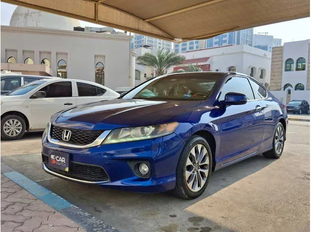 2015 هوندا اكورد في الإمارات