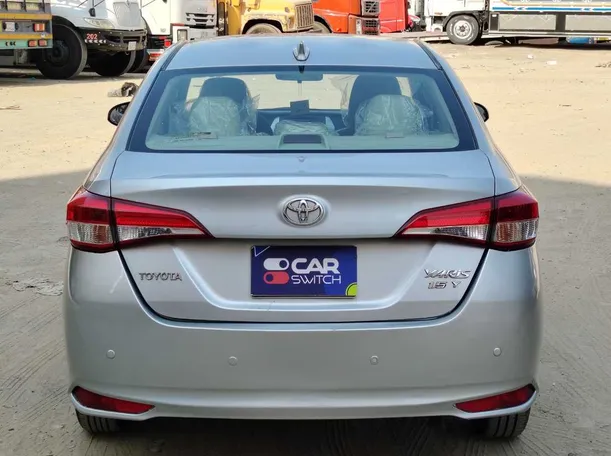 Car image 6