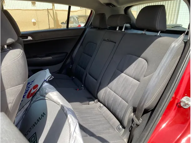 Car image 13