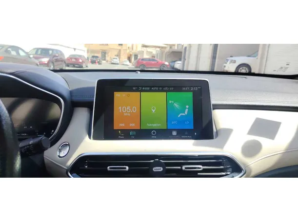 Car image 19