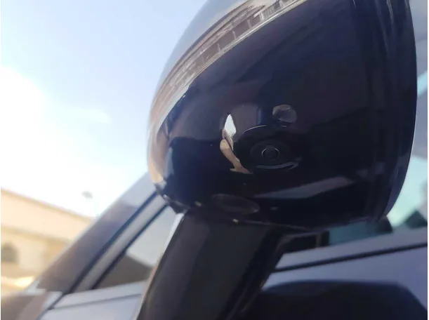 Car image 37