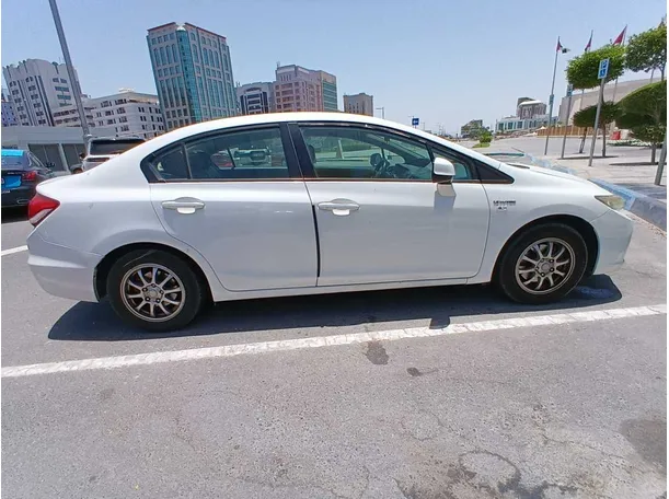 Car image 8