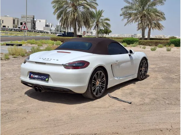 Car image 5