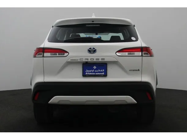 Car image 12