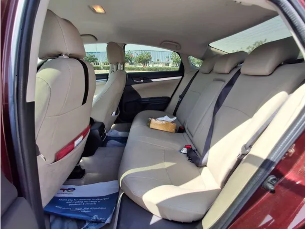 Car image 13