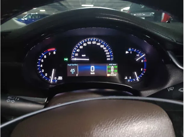 Car image 16