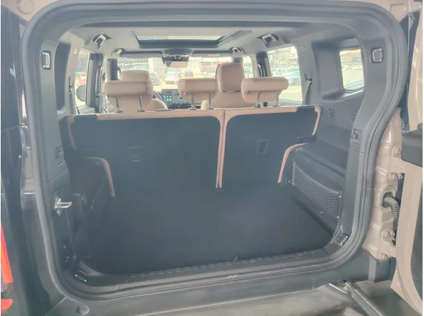 Car image 29