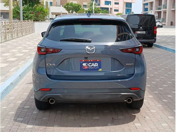 Car image 6