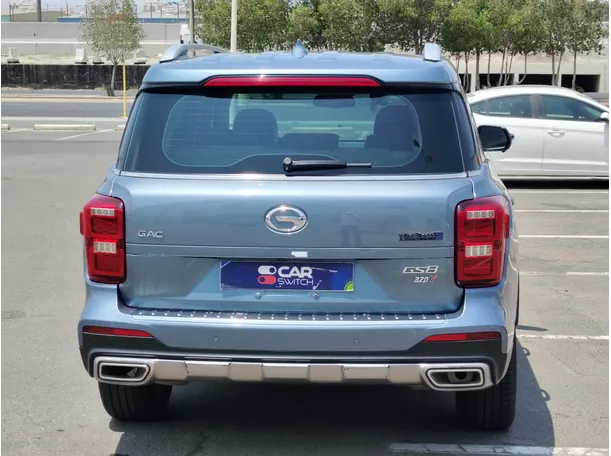 Car image 6