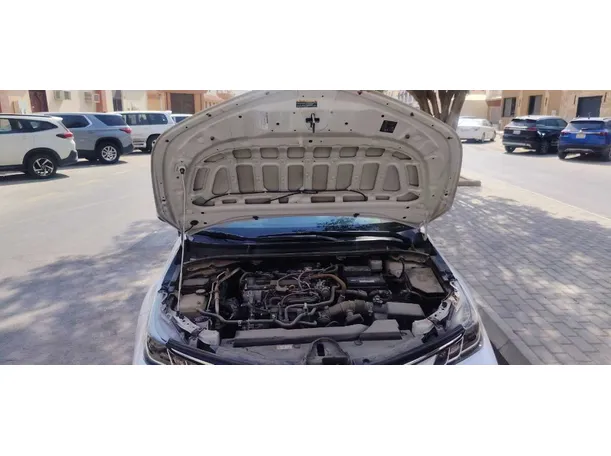 Car image 31