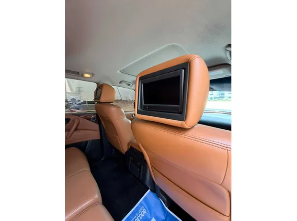 Car image 35