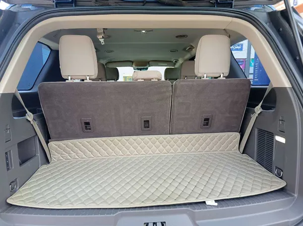 Car image 33