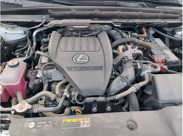 Car image 24