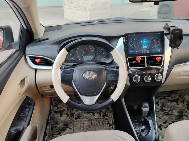 Car image 22