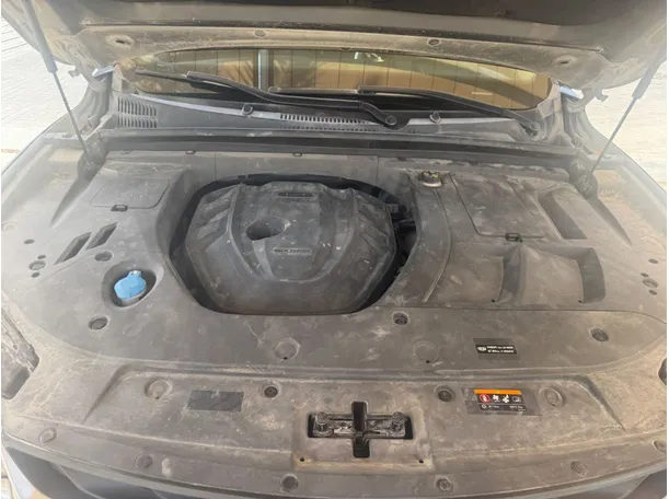 Car image 23