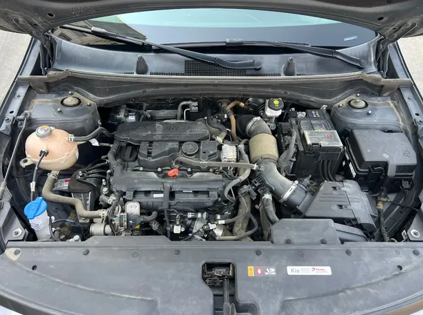 Car image 26