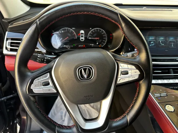Car image 20