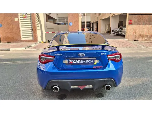 Car image 6